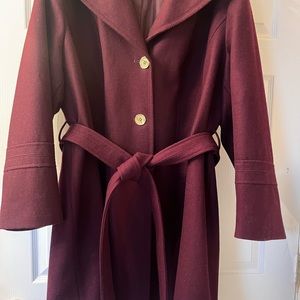 Beautiful wool coat with belt and removable hood. Like new